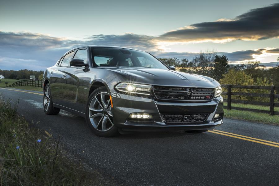  Dodge Charger R/T Road & Track 2015 года  (фото 27 из 28)